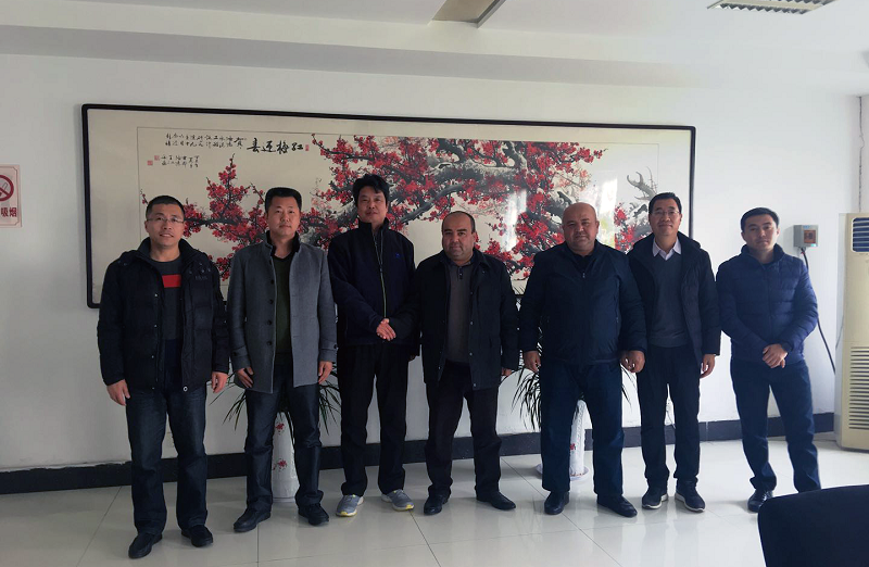 烏茲別克斯坦撒馬爾罕水泥企業(yè)來(lái)我院參觀考察