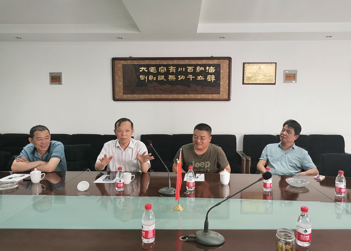 新安中聯(lián)李總來(lái)我院就數(shù)字化水泥廠進(jìn)行交流