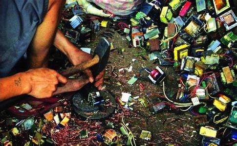 工業(yè)廢棄物的分類